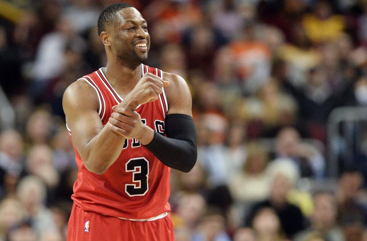 杀伤力十足！阿夫迪亚17罚16中砍准三双，带队终结三连败（阿夫迪亚17罚16中拿下准三双，率队止住三连败）