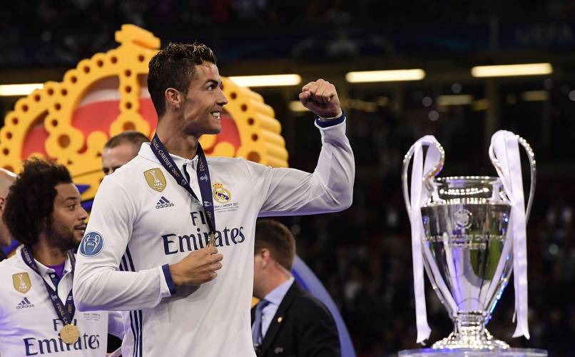 博斯：很惊讶曼城放走阿尔瓦雷斯；我与西蒙尼执教理念相反（博斯：曼城放走阿尔瓦雷斯令我意外；我的执教理念与西蒙尼截然相反）