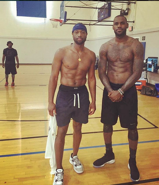 菲尔米诺：我很喜欢维尼修斯，但利物浦对阵皇马我希望红军赢（菲尔米诺：欣赏维尼修斯，但对阵皇马仍盼红军取胜）