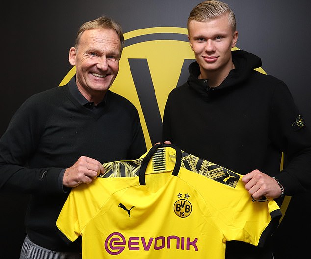 作为曼联球迷，真得感谢纽卡在关键时刻抬了一手