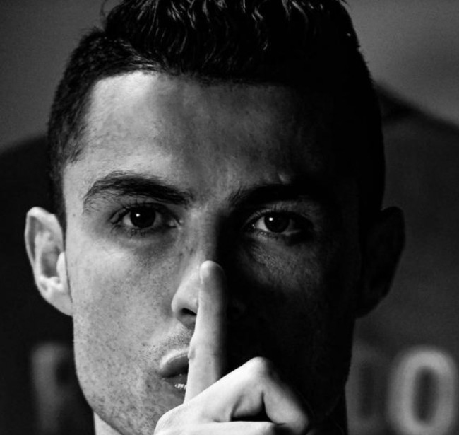 射击世界杯-李越宏卫冕男子手枪速射 姚千寻刘宇坤夺牌（射击世界杯：李越宏成功卫冕男子手枪速射，姚千寻、刘宇坤摘得奖牌）