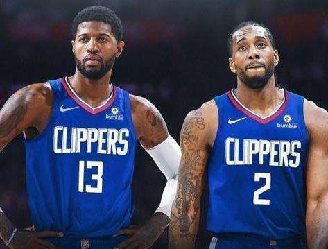 霍芬海姆1-1十人美因茨，比博绝杀被吹，科尔染红，奥尔森乌龙（霍芬海姆1-1十人美因茨：比博读秒绝杀被判无效，科尔染红，奥尔森自摆乌龙）