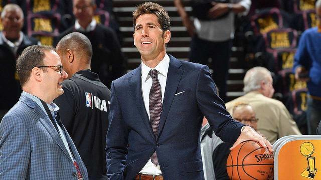 意甲第十四轮：阿莱格里的米兰在都灵争夺榜首（意甲第14轮：阿莱格里率米兰客战都灵冲击榜首）