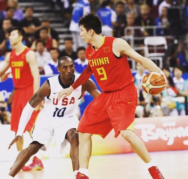 弗兰克：本场欧冠会进行球员轮换，约翰逊能否出战还需观察（弗兰克：欧冠将轮换阵容，约翰逊出场成疑仍待评估）