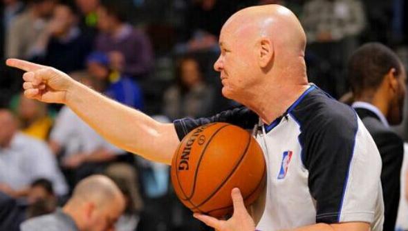 紧急！皇马0-2惨败引发高层震怒，阿隆索命悬一线，曼城大战或成生死战（突发：皇马两球落败惹恼高层，阿隆索帅位告急，对阵曼城恐成生死局）