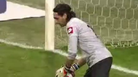 澳大利亚队凭韧性晋级（澳大利亚队顽强挺进下一轮）