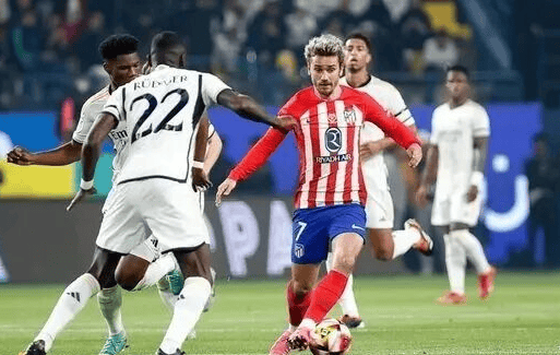 4000万欧潜力！曼联盯上18岁希腊中场，多豪门竞争转会成焦点？